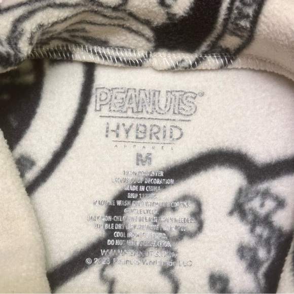 Peanuts Hybrid Apparel Beagle Scout Adult fleece Shacket M - Picture 3 of 8